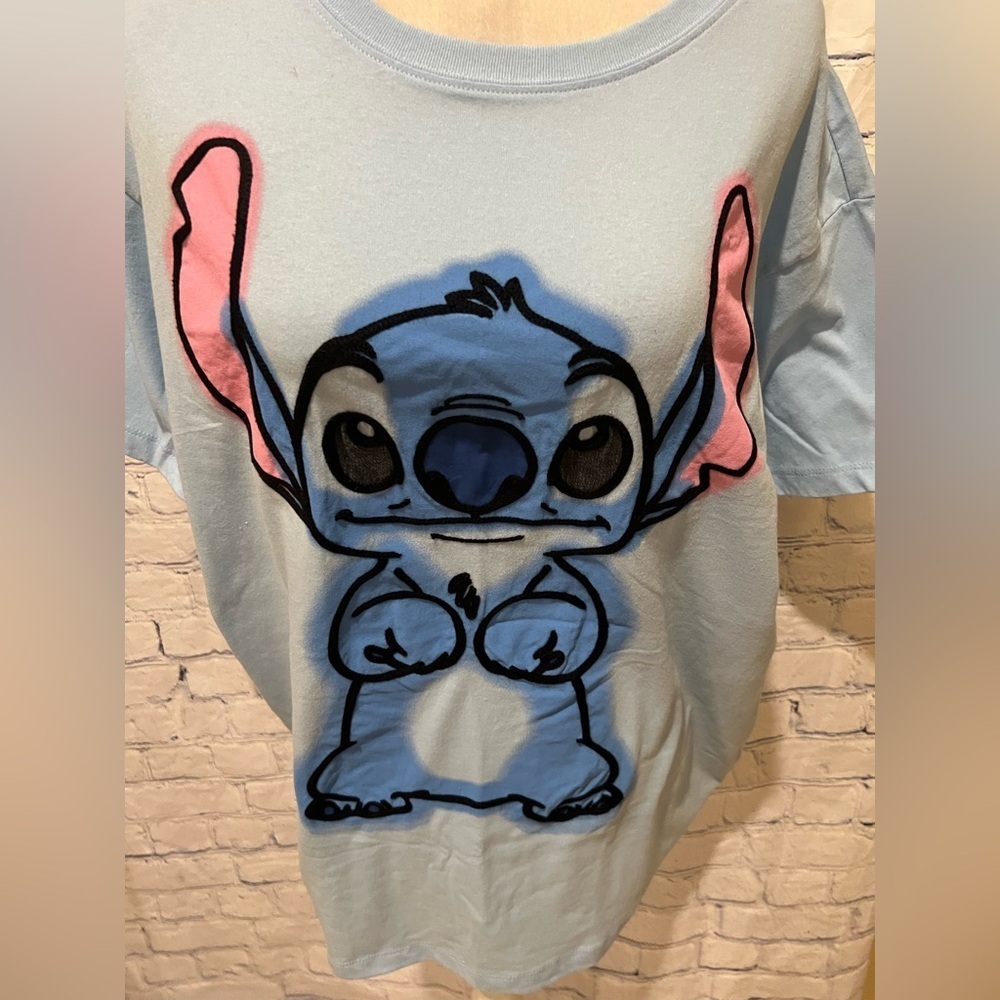 NWT Disney Stitch Blue T-shirt Lilo And Stitch Cotton Blend Large - Picture 2 of 5